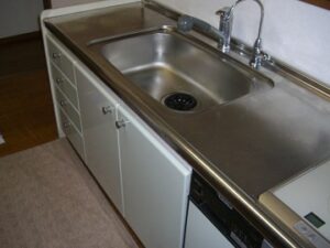 Y邸　キッチン取替　浄水器そのまま再利用　施工前